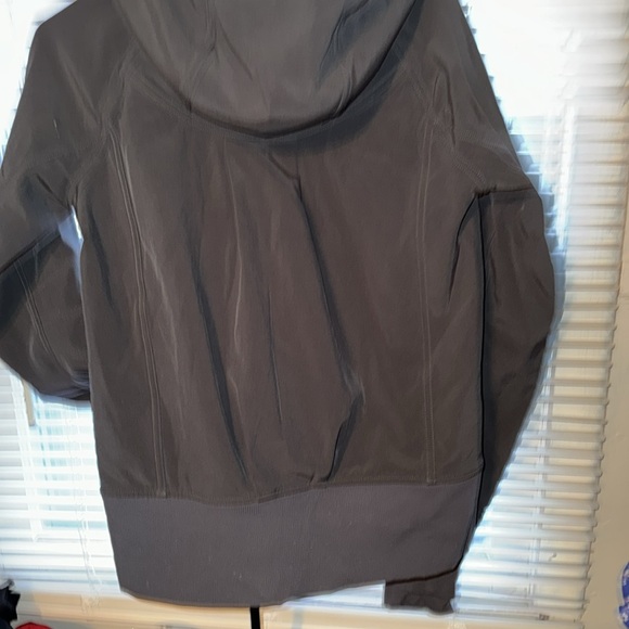Fleece lined Lululemon zip up jacket S - Picture 8 of 10